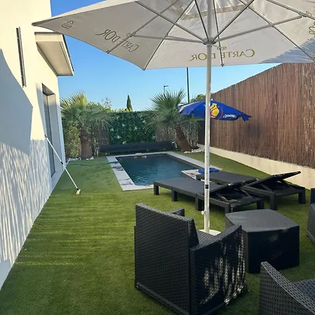 Avec Piscine *